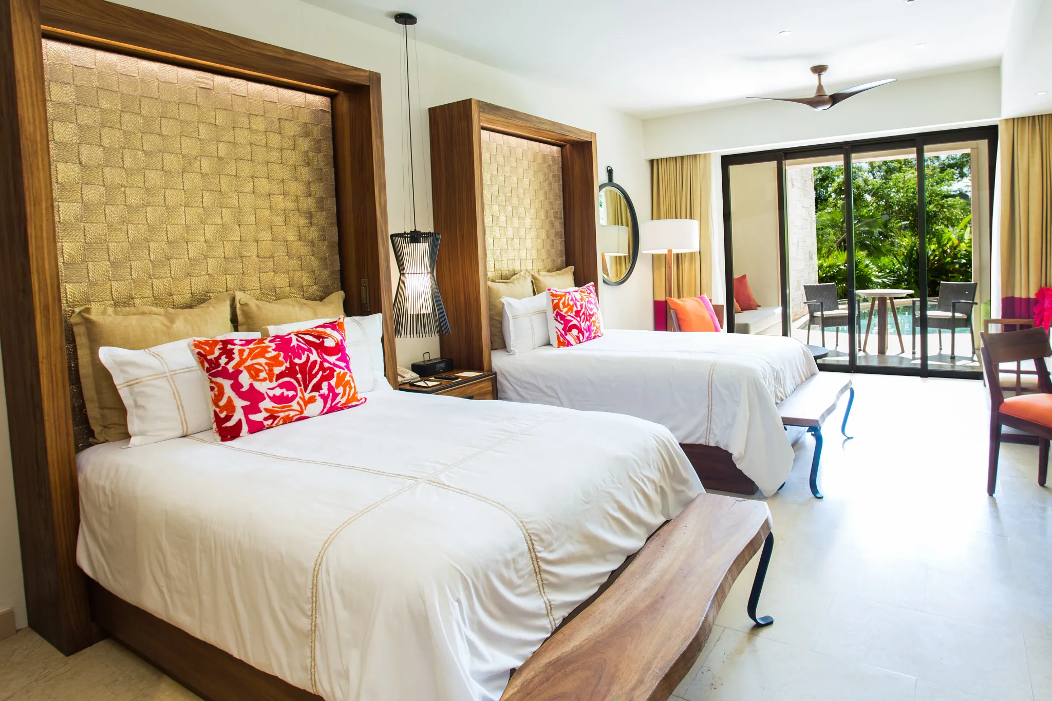 preferred-club-junior-suite-swim-out-double-beds-secrets-akumal-riviera-maya